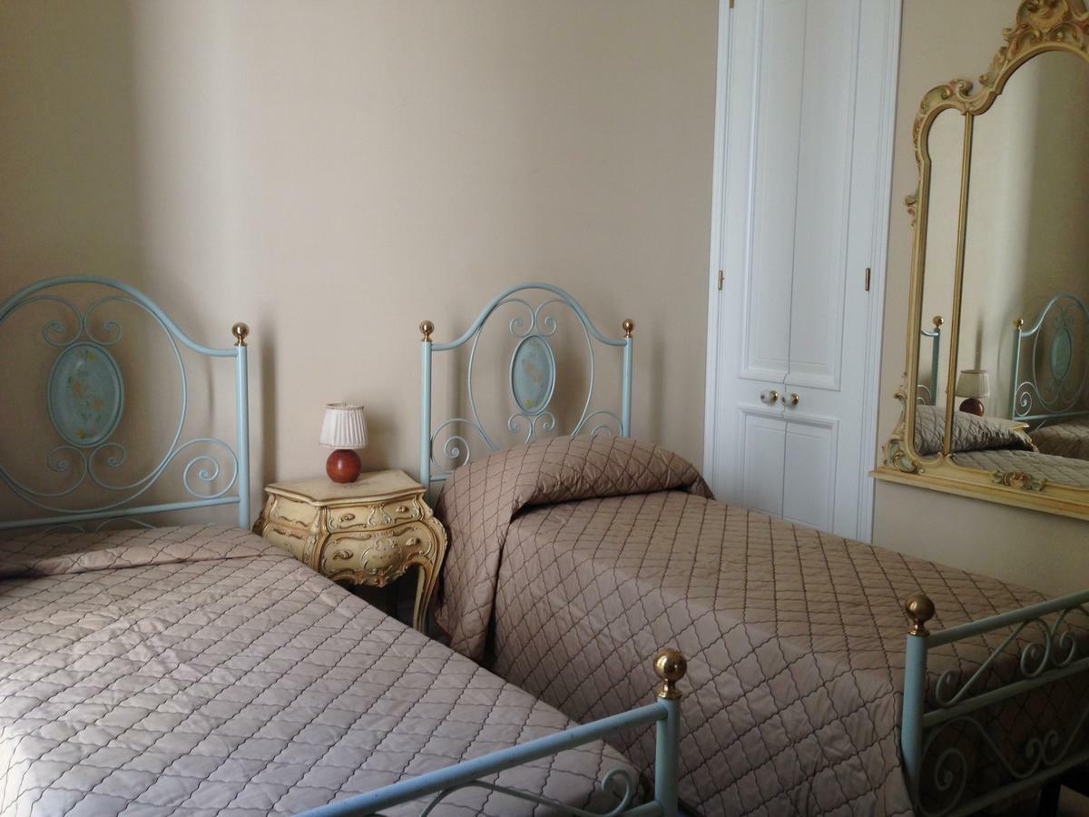 Oro Di Napoli Luxury Bed & Breakfast Exterior photo